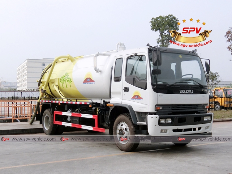 8,000 Litres Sewer Vacuum Truck ISUZU - RF 8,000 Litres Sewer Vacuum Truck ISUZU - RF